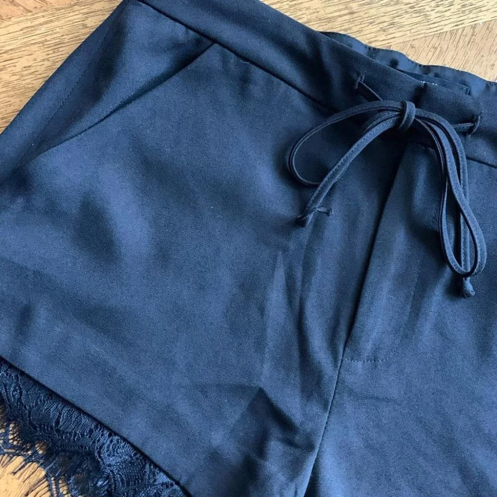 Forever 21 Black Shorts Lace Detail Tie Pockets - Picture 8 of 8